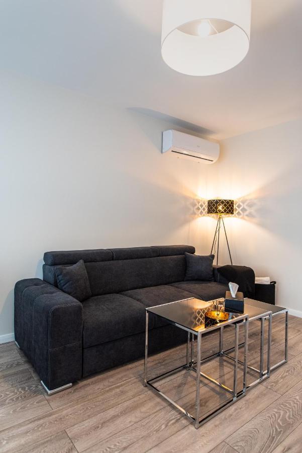 Teilor Apartments 1 Флорешты Экстерьер фото